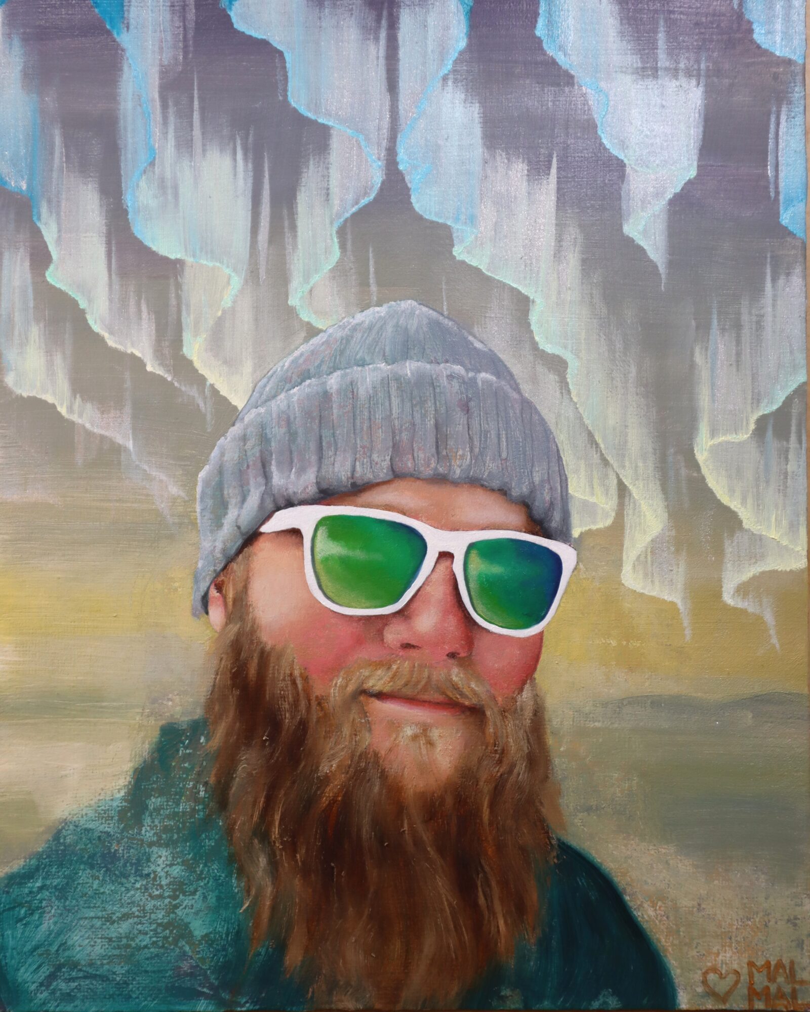 Portrait of a man with a beard wearing a gray beanie and white sunglasses, in front of a painted background.